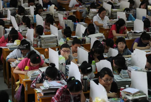 一次考试成果为下一程做好预备而人生真实挑战在高考之后