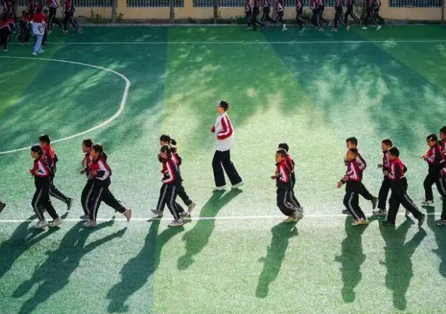 数据规范完成学生成长信息教育资源风险隐患预警的跨层级